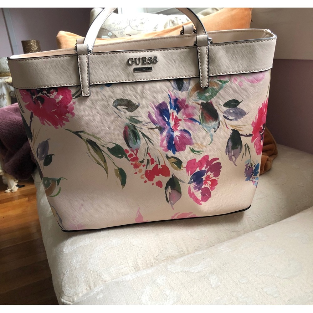 Guess cream floral tote